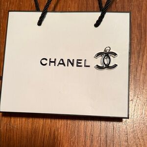 CHANEL White and Black Logo Gift Bag with Pull Tag